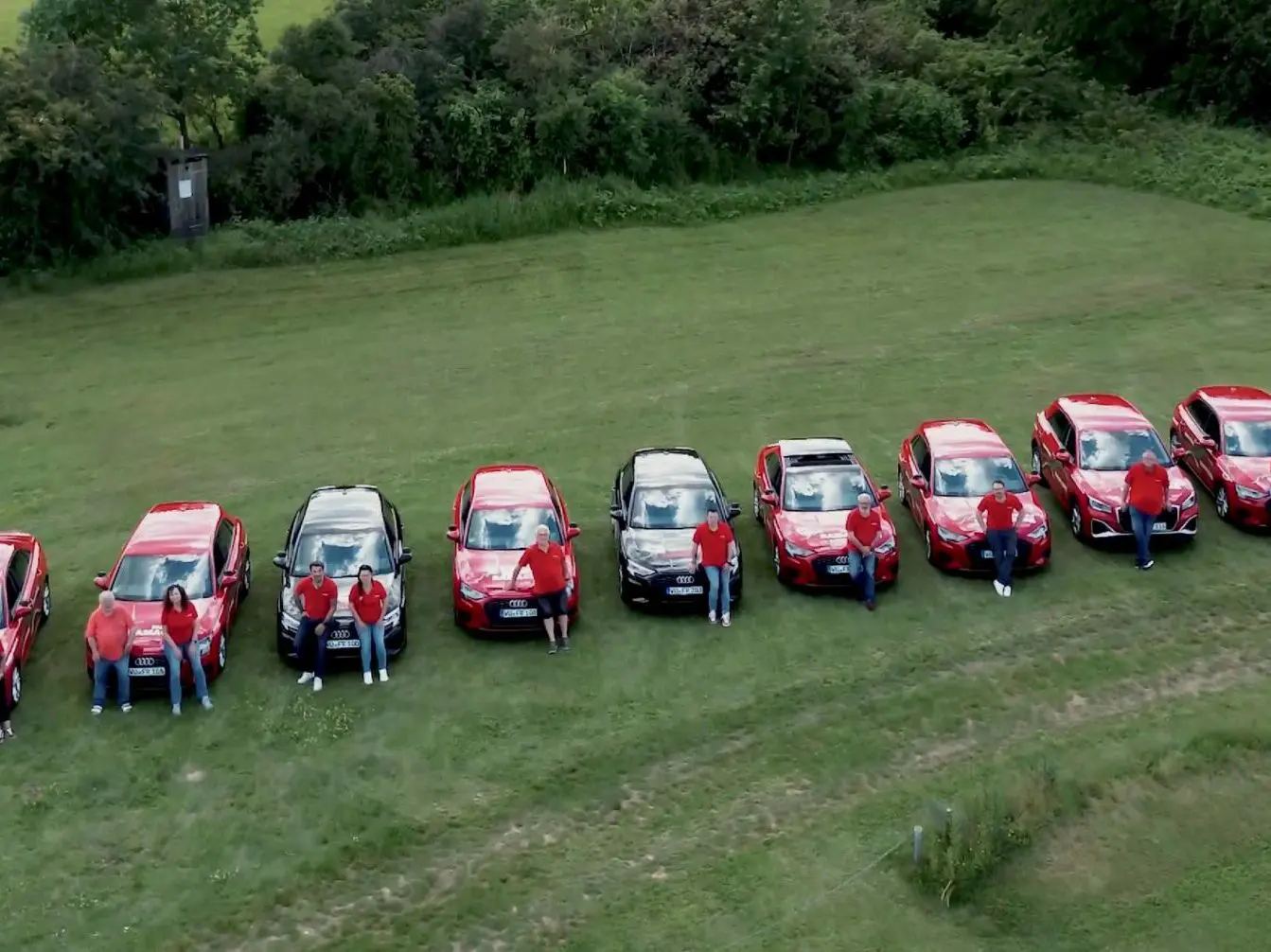 Unser Team und unsere Autos von der Fahrschule Ramackers